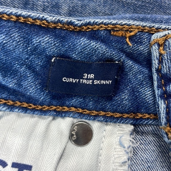 GAP Women’s Mid Rise Distressed Curvy True Skinny Jeans, size 31 - Picture 2 of 11